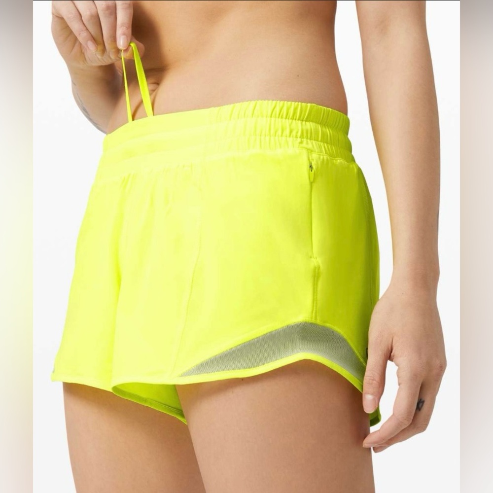 Lululemon Hotty Hot Short II* Long 4” in Highlight Yellow - Picture 4 of 5